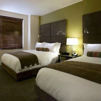 Best practices to optimize your hotel room description .